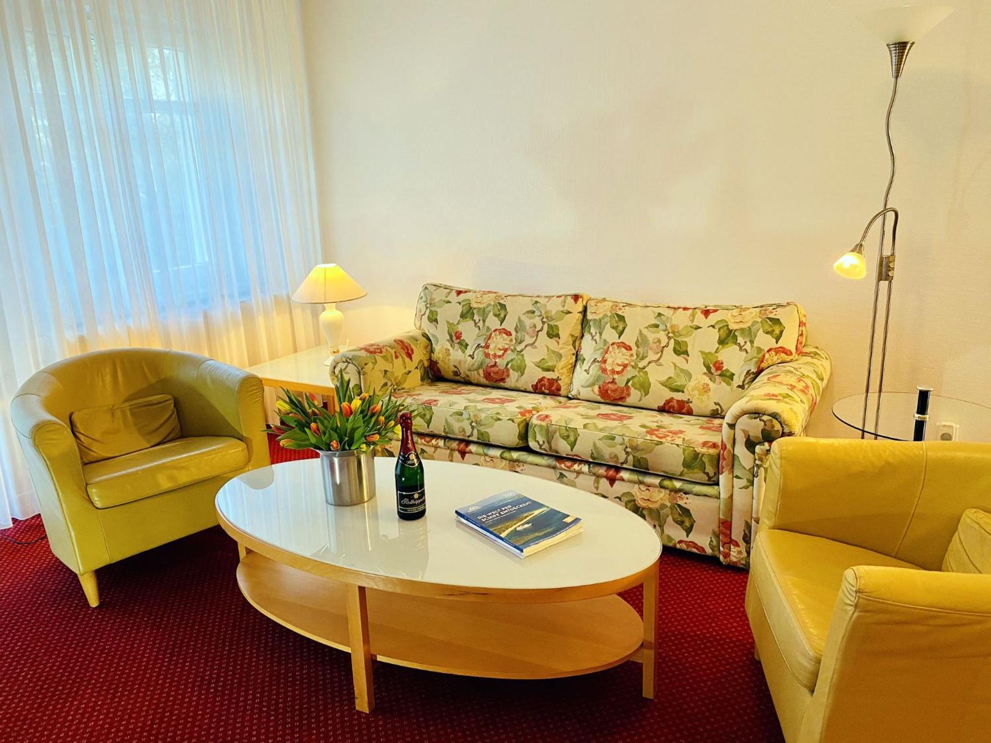 Haus Kastell - Suite Strandglueck Heringsdorf  Eksteriør billede